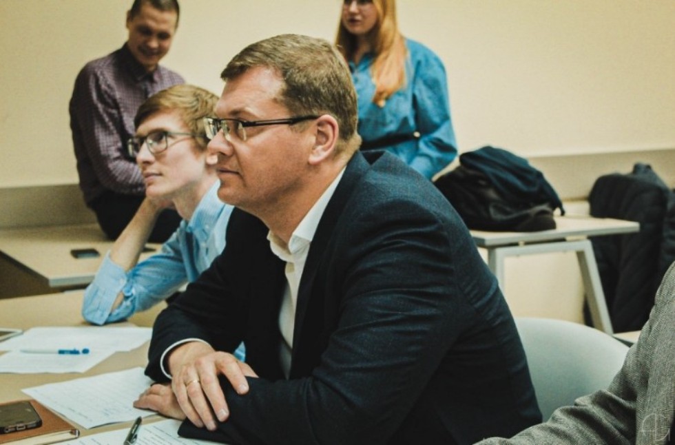 В ИМО прошёл тренинг-фестиваль 'Интеллектуальные бои ? 2020' В ИМО прошёл тренинг-фестиваль 'Интеллектуальные бои ? 2020'