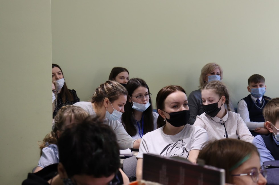 ДОСТОЙНАЯ СМЕНА ДОСТОЙНАЯ СМЕНА