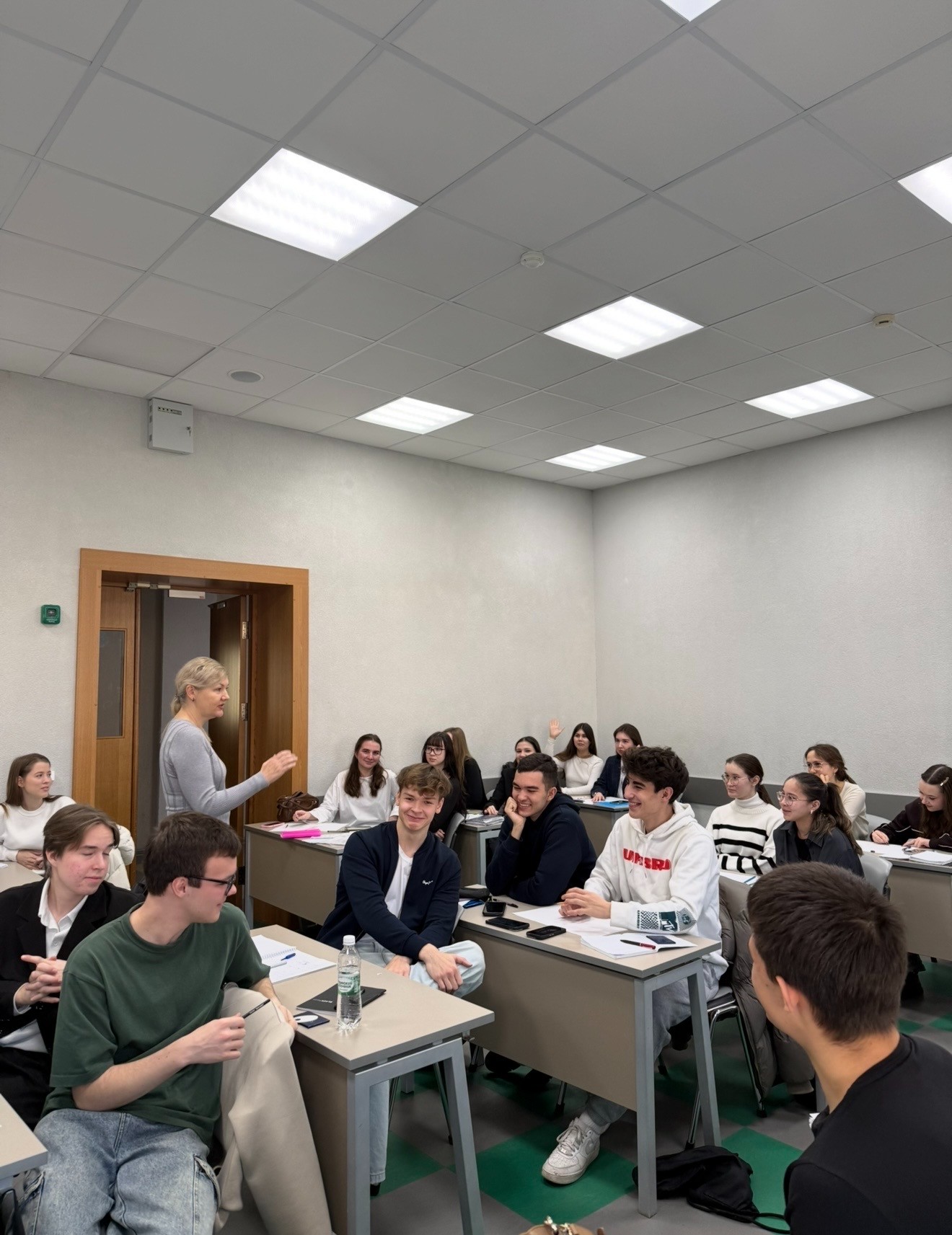 кураторский час гр. 14.1-511 на тему 'Профилактика идеологии терроризма и экстремизма в молодежной среде' кураторский час гр. 14.1-511 на тему 'Профилактика идеологии терроризма и экстремизма в молодежной среде'