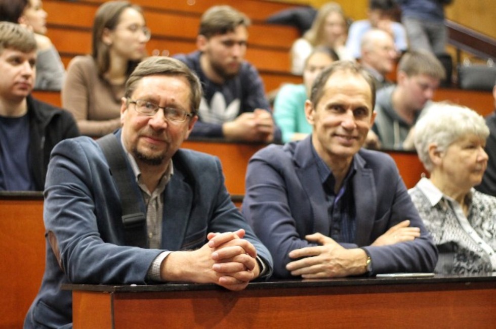 ����� �������� ������� ����� ����������� ��������� ��� �������� �.�.