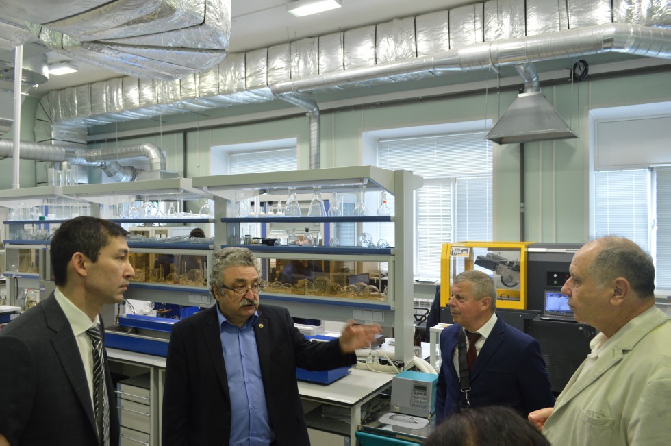 ������������� ��������� ���������-��������������� ������������ �������� ���������� �������� � ���������-������������ ������ ���