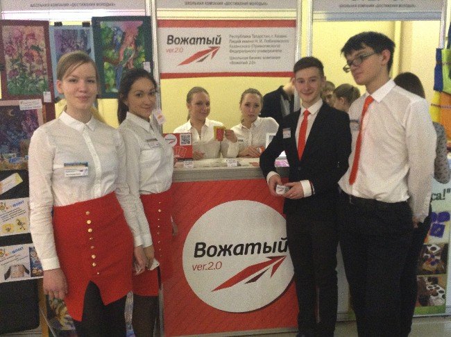 � �������