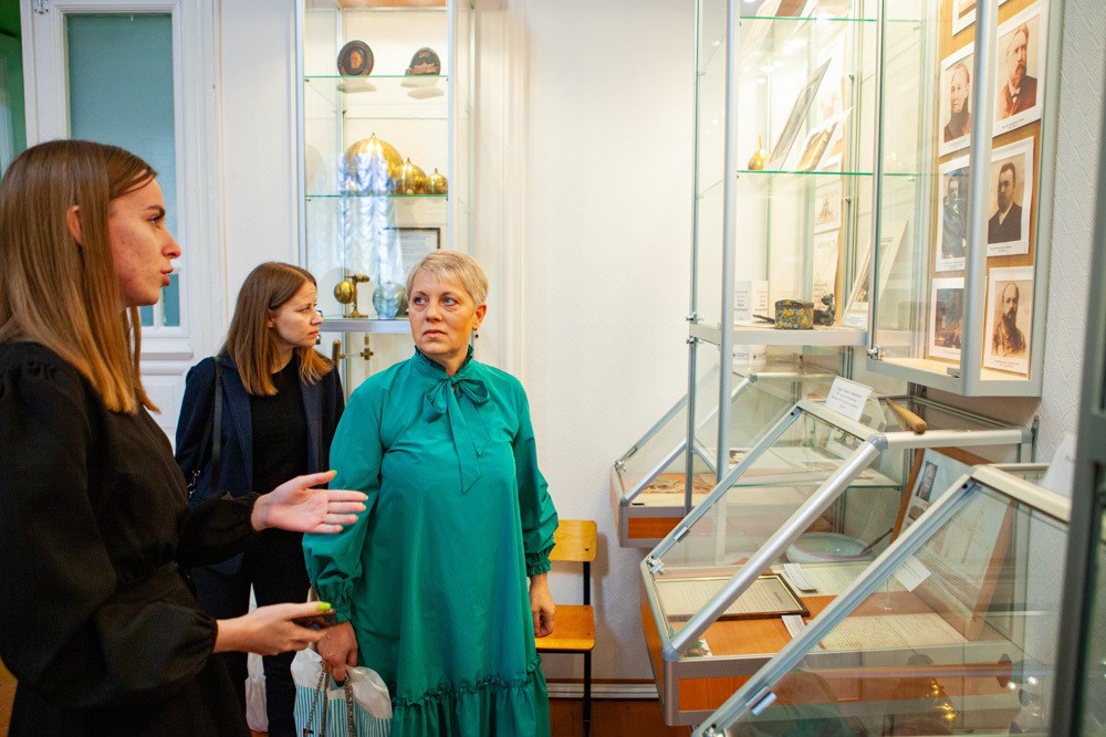 IX ������������ ������: ������� (����)