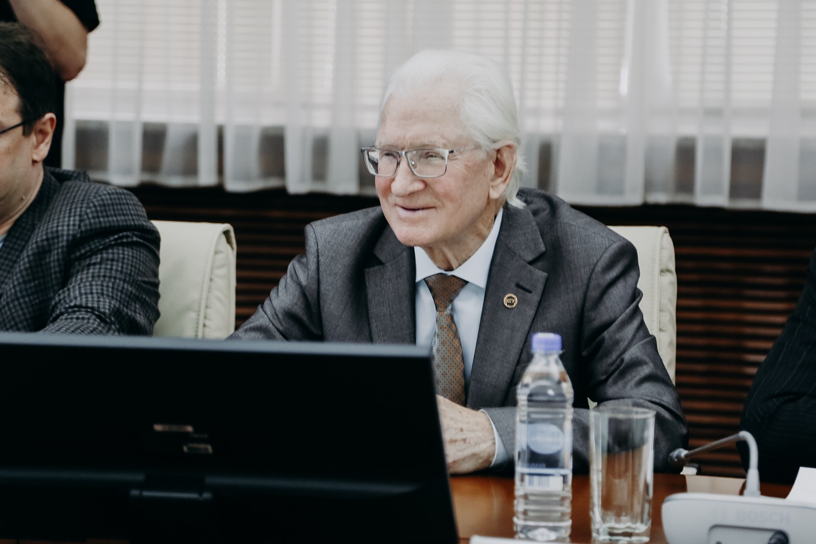 � ��� �������� 30-����� ���������� ���������������