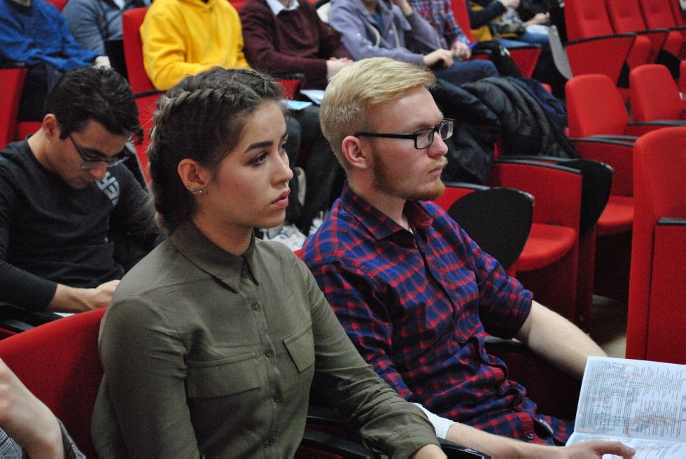 ����� ��������� ���������� � ��������������� ��������� �������� � ������������ ����������