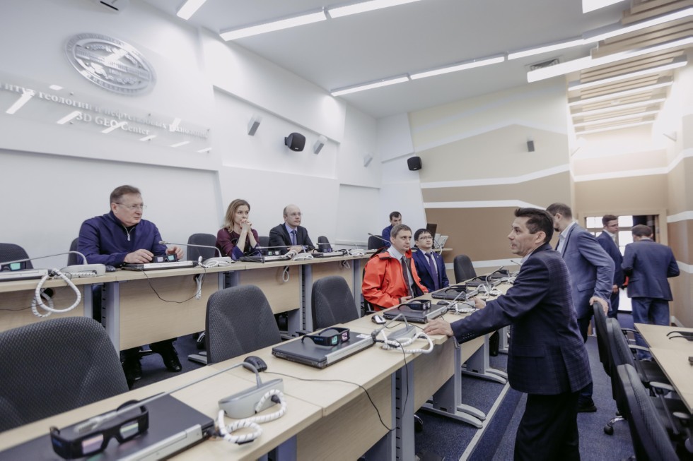 Kazan University toured by Zarubezhneft employees