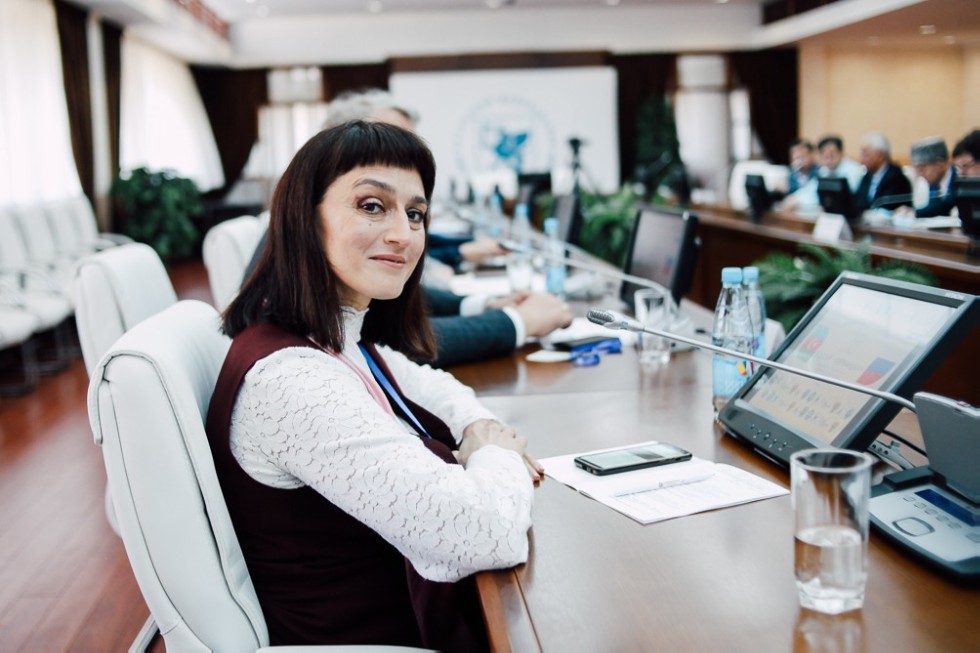 ������ ���� ������ ������������� ����������� '������ ? �����������: ������������ ���� ���������������� � �������������������� ��������'