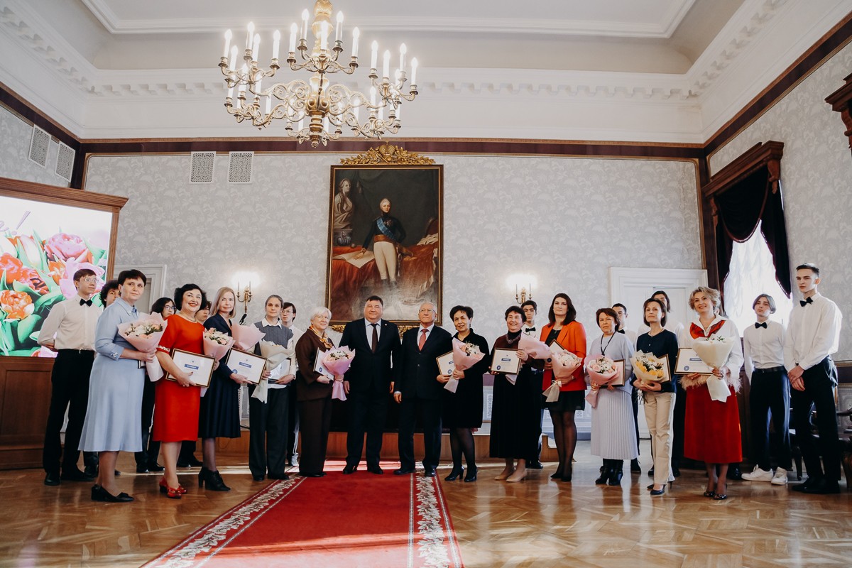 � ��� ��������� ����������� ������� � ���������� 8 �����