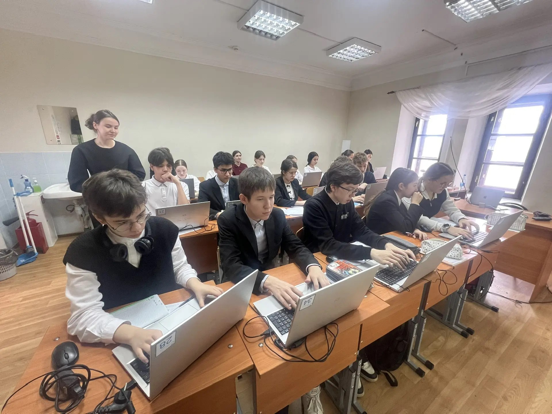 � ����� ����� �.�. ������������ ������ ������ ���������� � �����������