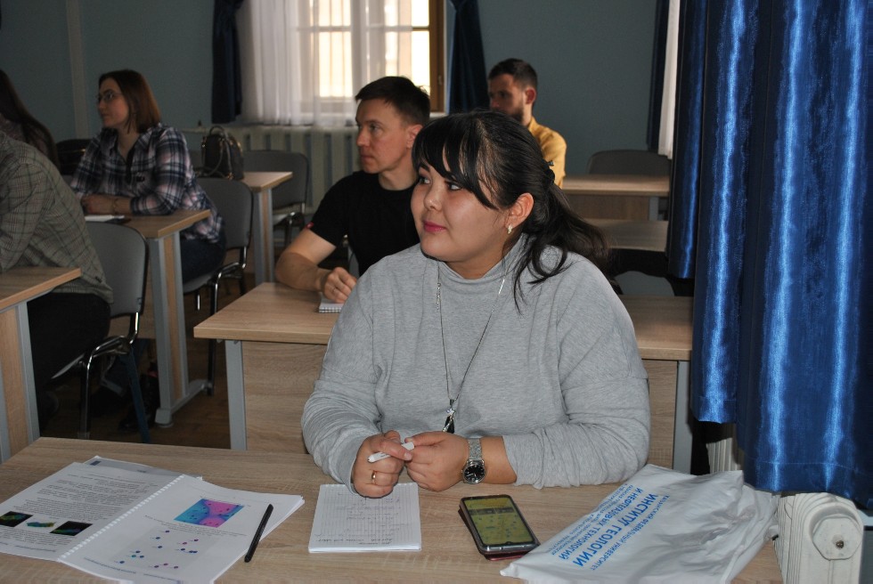 ����������� �� ������ ������� ������, ���������� � ���������� ��������� � ���