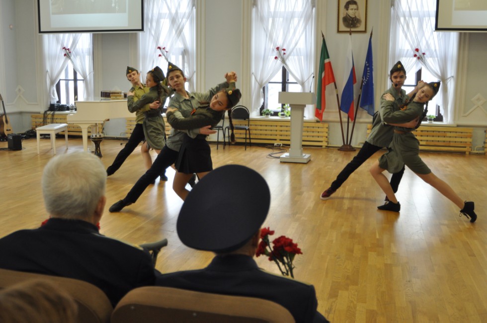 � ����� ������ �������� '�� ���� � ����� ������ ����� ����� � �������� ������� ������'