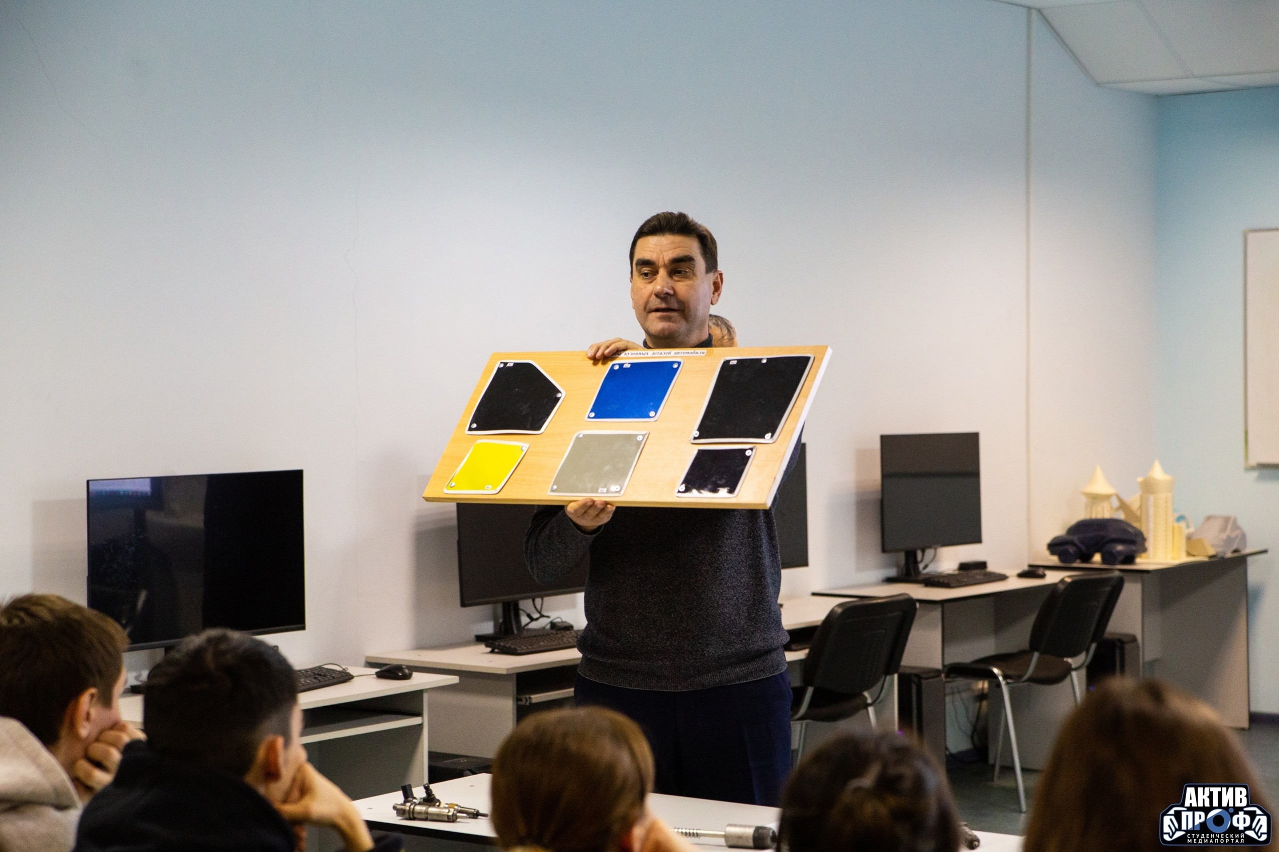 Научное будущее Набережночелнинского института КФУ! Научное будущее Набережночелнинского института КФУ!