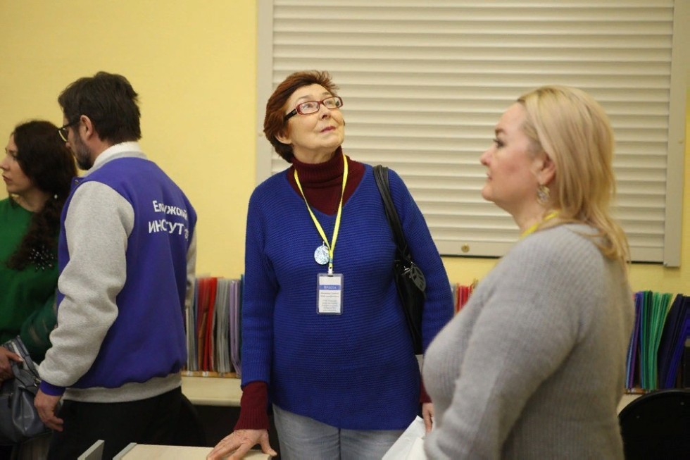 В Елабужском институте КФУ прошёл пресс-тур с участием представителей СМИ и блогеров В Елабужском институте КФУ прошёл пресс-тур с участием представителей СМИ и блогеров