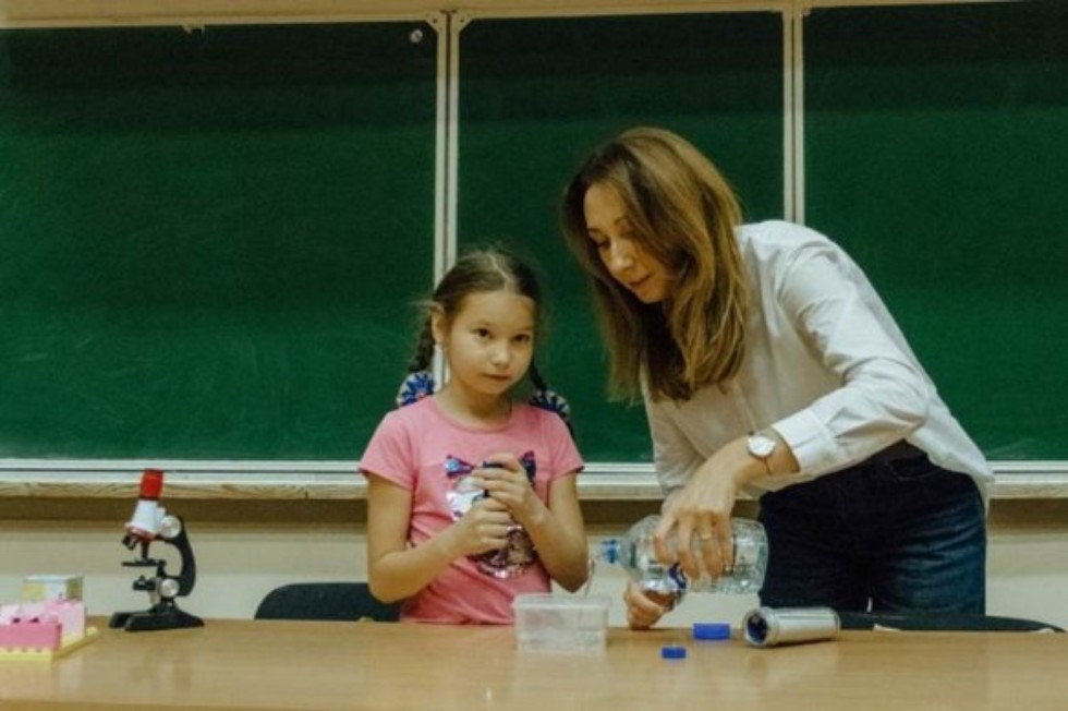 Людмила Якимова: 'Для ученого наука - это его жизнь' Людмила Якимова: 'Для ученого наука - это его жизнь'