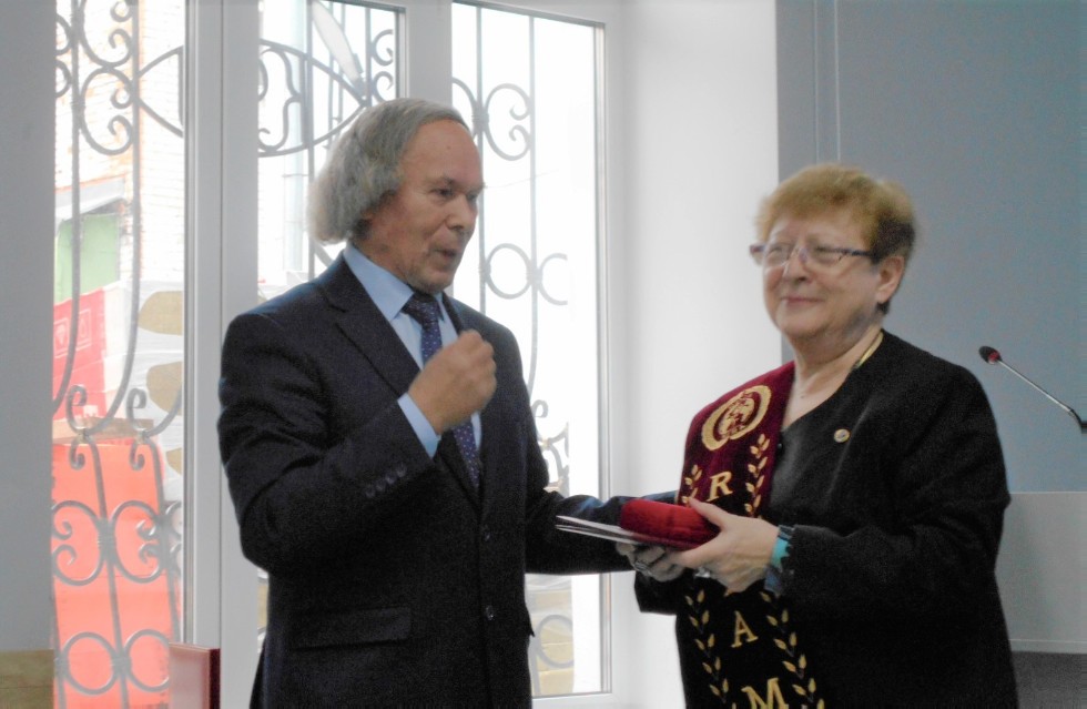 ������� ������������ ����� � �� ���������� ��������� ? � ������ �������� ����������������� ���������� ,���, II ������������� ������-��������������� ����������� &laquo;��������, �������� � ����������� � ������� ������ � �������: �������� ������� � ������������ ����� � XX &ndash; ������ XXI ����&raquo;