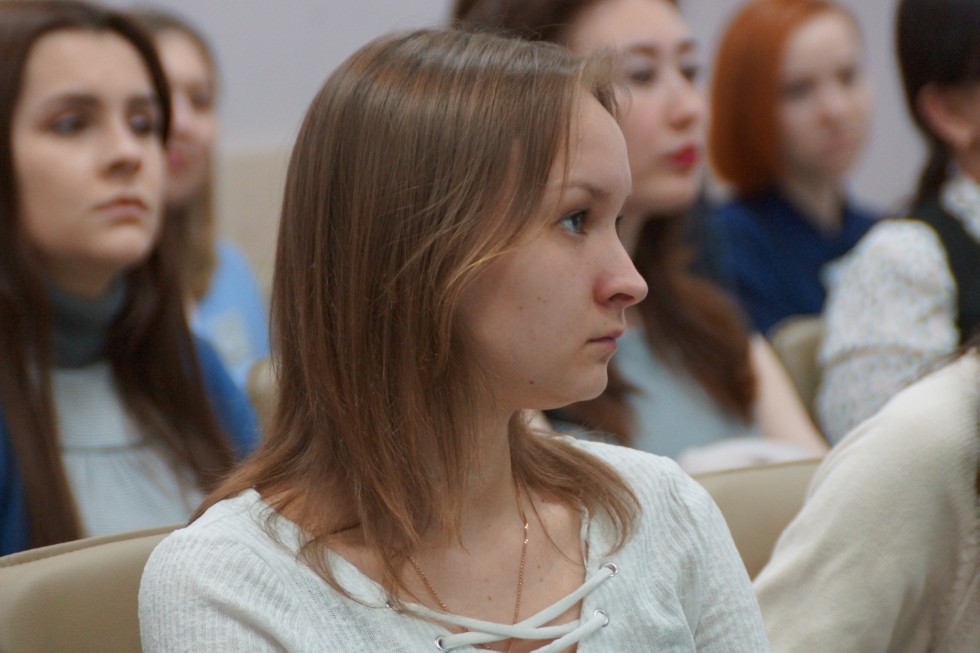 ������������� ������� ����������� '��������� � ������������ ����������� �����' (Reflections and Innovations in EFL: Teaching Methods and Assessments)