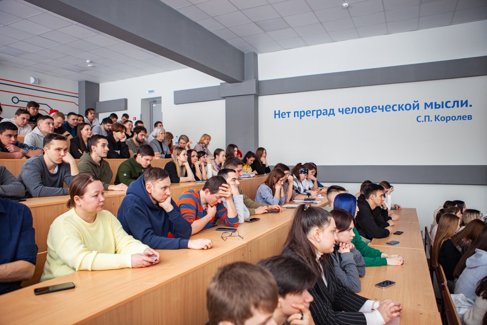 Состоялась открытая лекция 'Российская наука в контексте формирования нового мирового порядка' в Елабужском институте КФУ Состоялась открытая лекция 'Российская наука в контексте формирования нового мирового порядка' в Елабужском институте КФУ