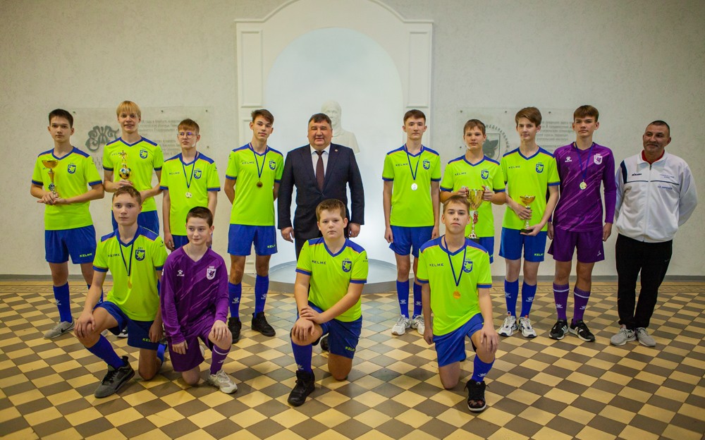 Елабужский институт отметил 125-летие императорским балом Елабужский институт отметил 125-летие императорским балом