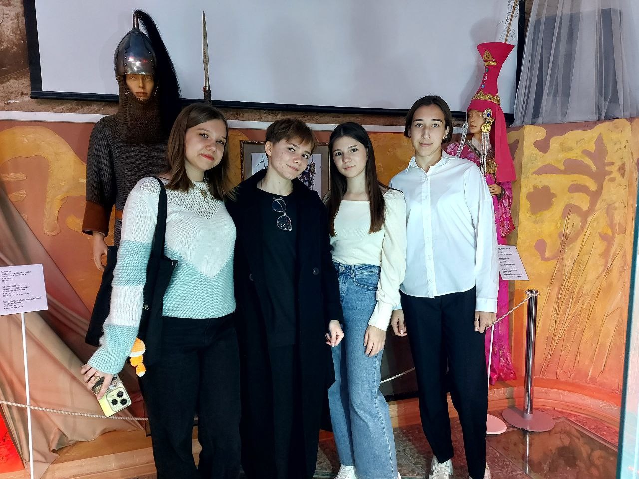 Кураторский час 'Посещение музея истории города Елабуги' Кураторский час 'Посещение музея истории города Елабуги'