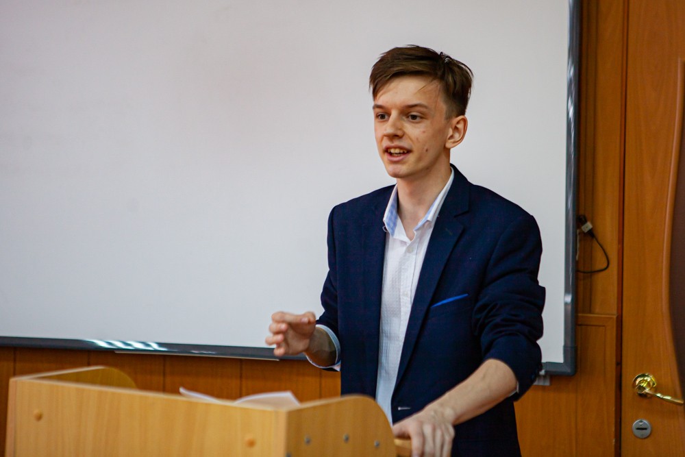 'Научный StandUp' в Елабужском институте КФУ 'Научный StandUp' в Елабужском институте КФУ