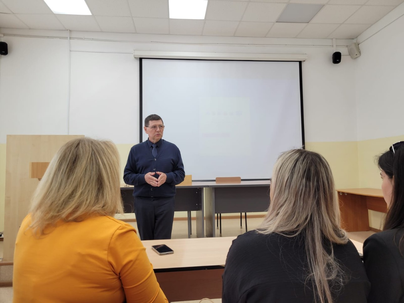 Встреча студентов-выпускников с работодателями Встреча студентов-выпускников с работодателями