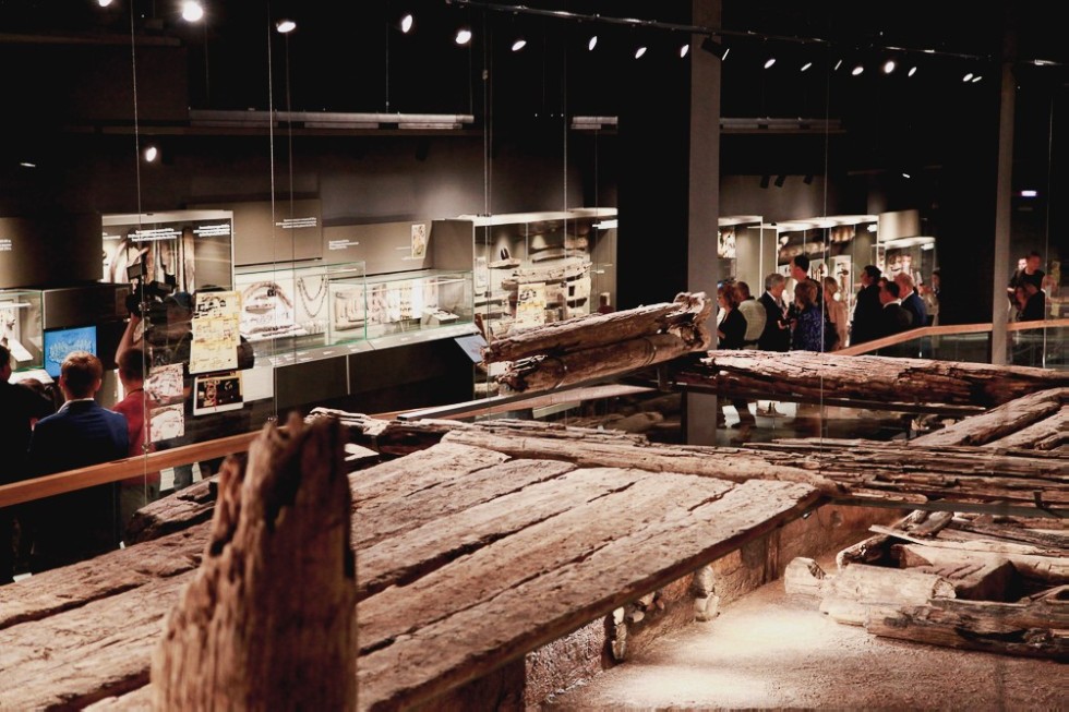 ����� ������