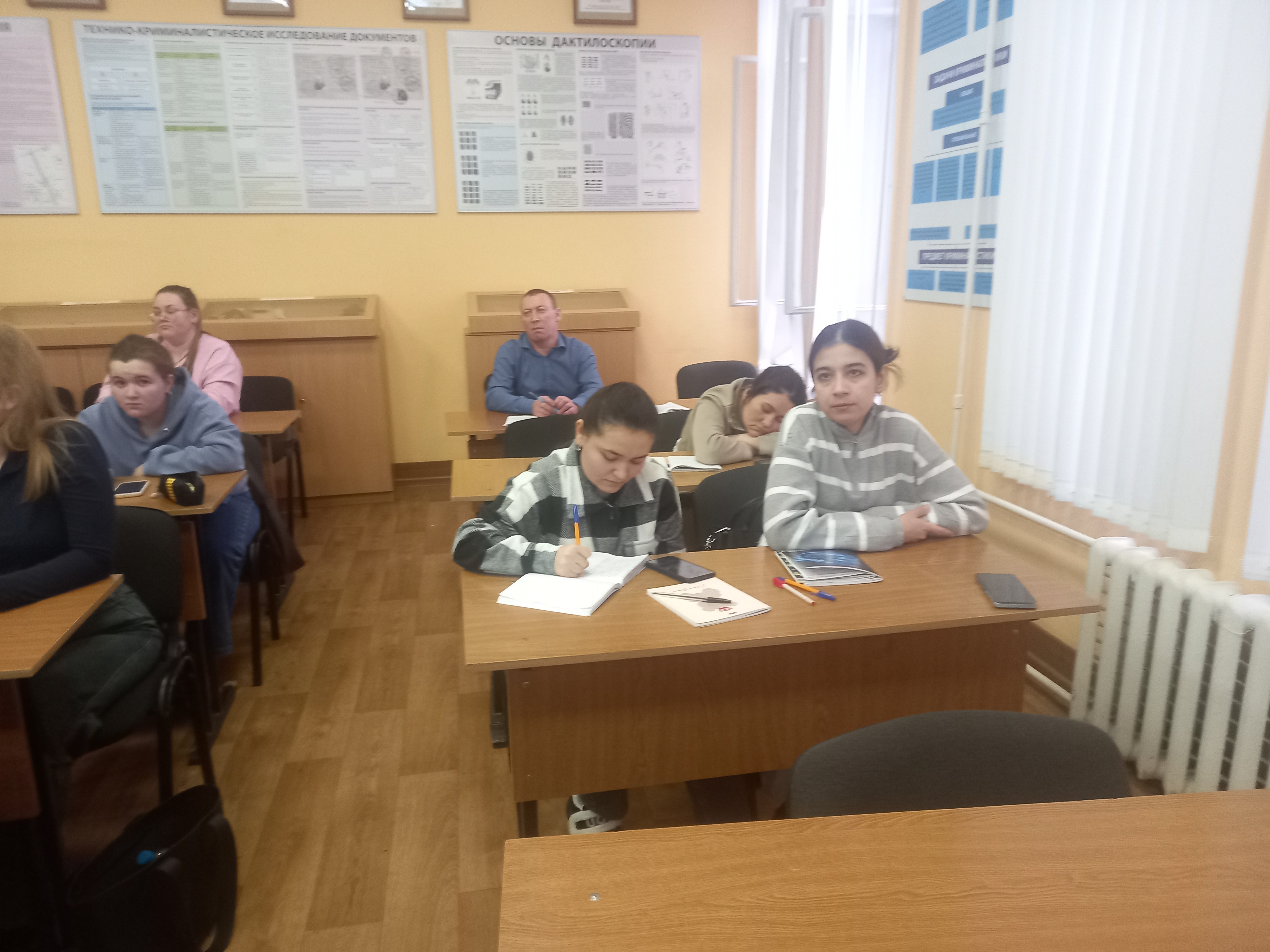 В Елабужском институте КФУ прошла лекция о женщинах-философах В Елабужском институте КФУ прошла лекция о женщинах-философах