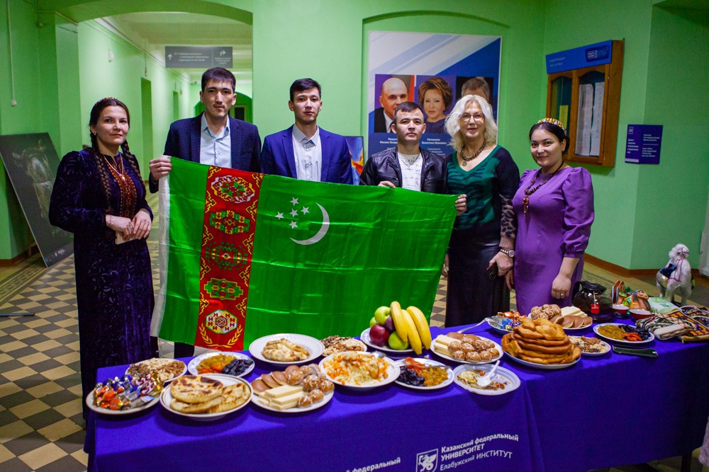 В Елабужском институте прошел концерт В Елабужском институте прошел концерт