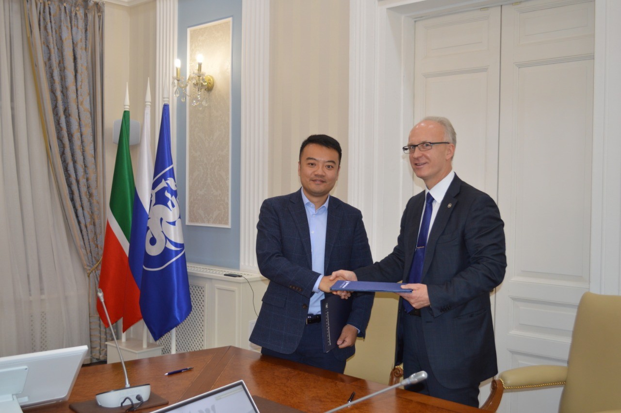 Memorandum of understanding signed by Kazan University and Huawei ,IP, IC, ICMIT, Huawei