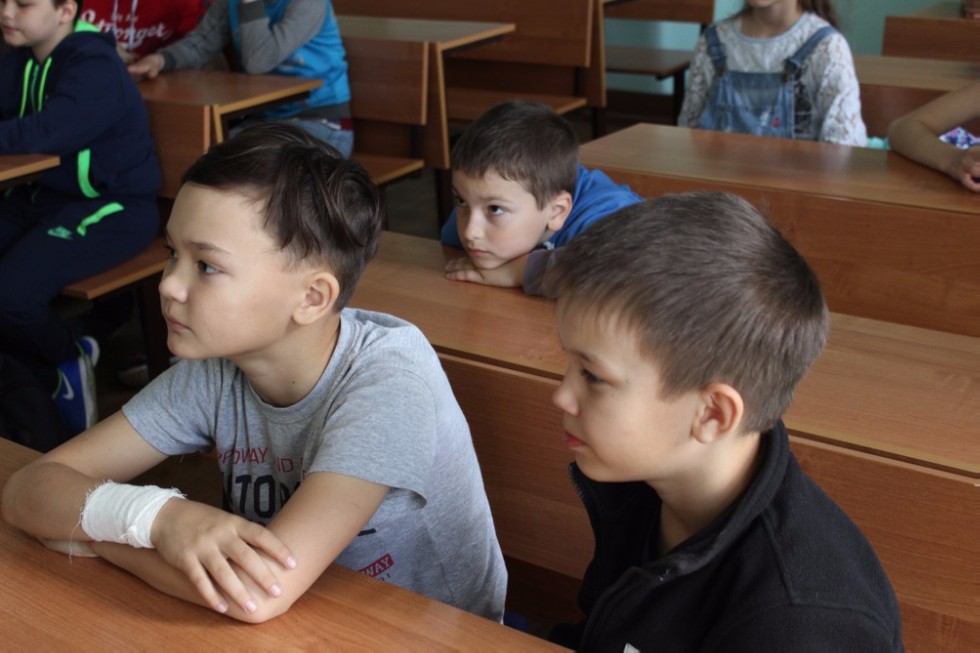 Участники смены 'ИнтеЛЛето' познакомились с Николаем Лобачевским Участники смены 'ИнтеЛЛето' познакомились с Николаем Лобачевским