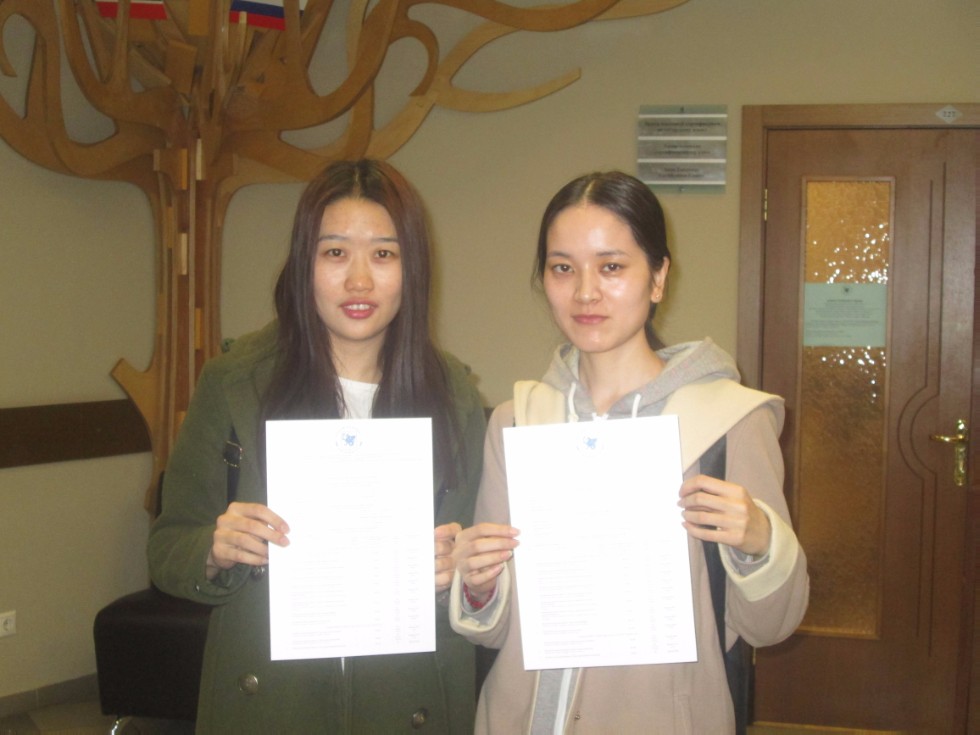 Китайские стажеры завершили своё обучение в КФУ Китайские стажеры завершили своё обучение в КФУ