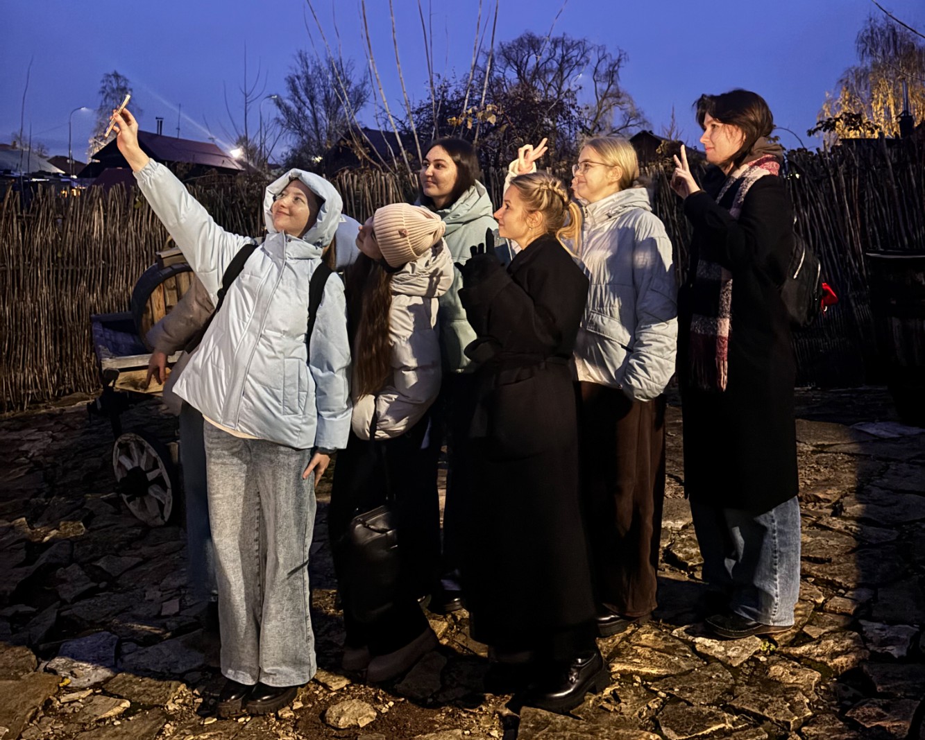 Студенты Елабужского института КФУ погрузились в цветаевскую Елабугу Студенты Елабужского института КФУ погрузились в цветаевскую Елабугу