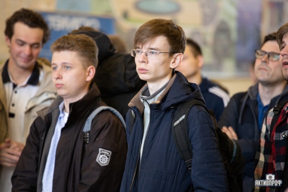 ��� ��� � 