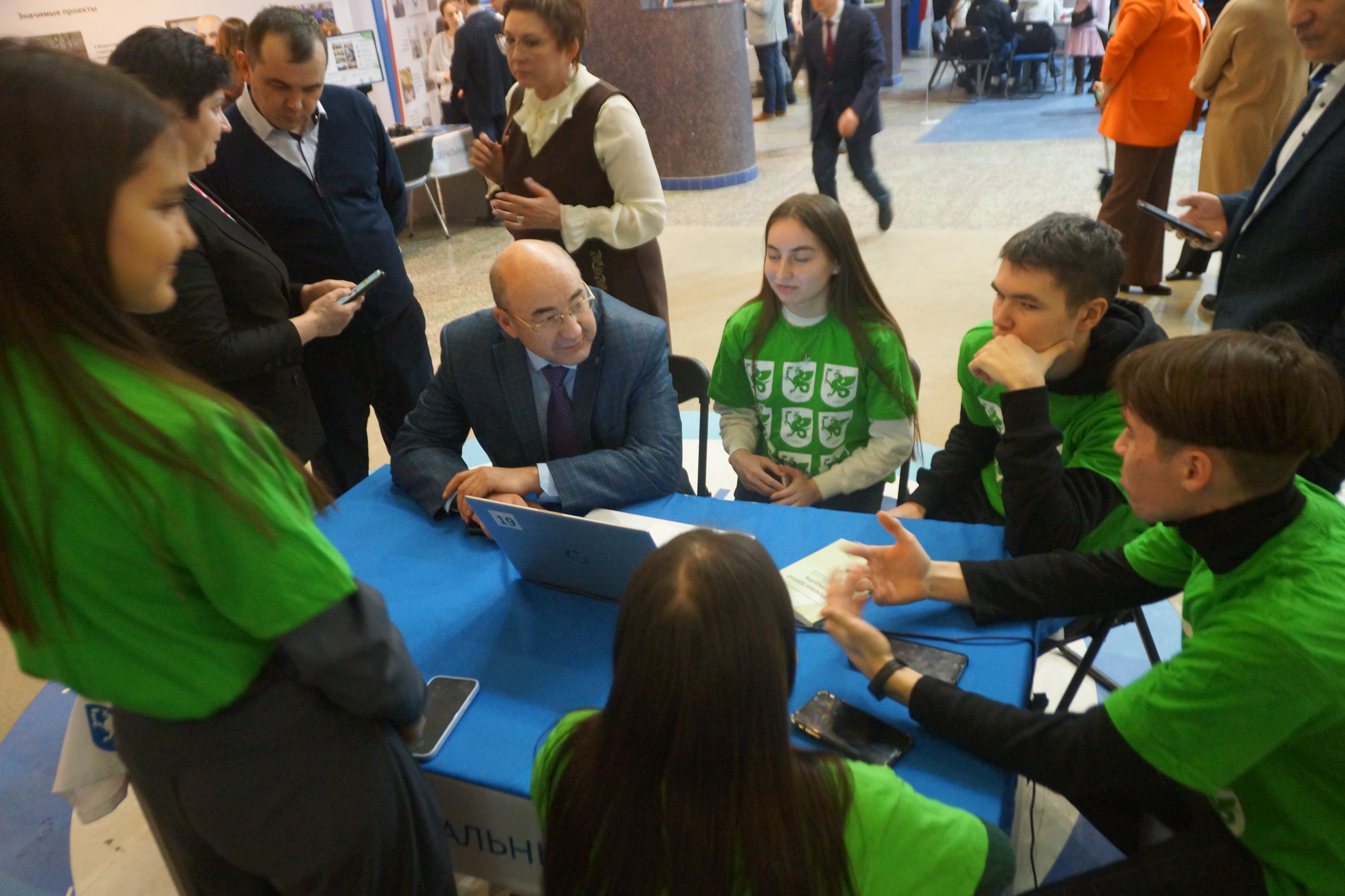 ���� ����������