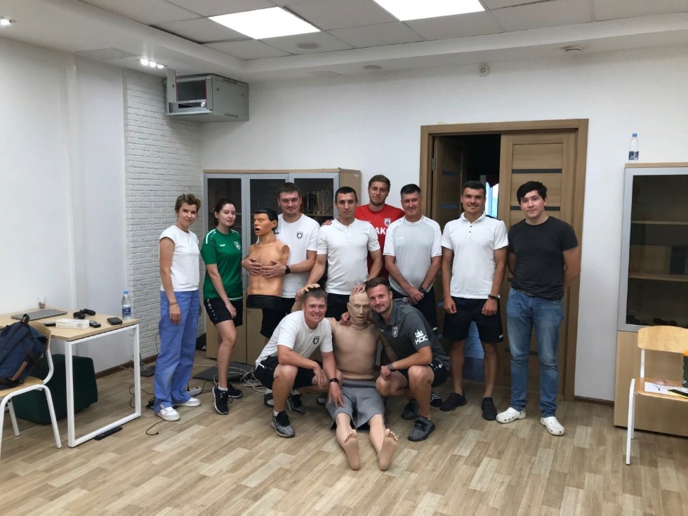Сотрудники ИФМиБ КФУ провели курс повышения квалификации для сотрудников ФК 'Рубин'