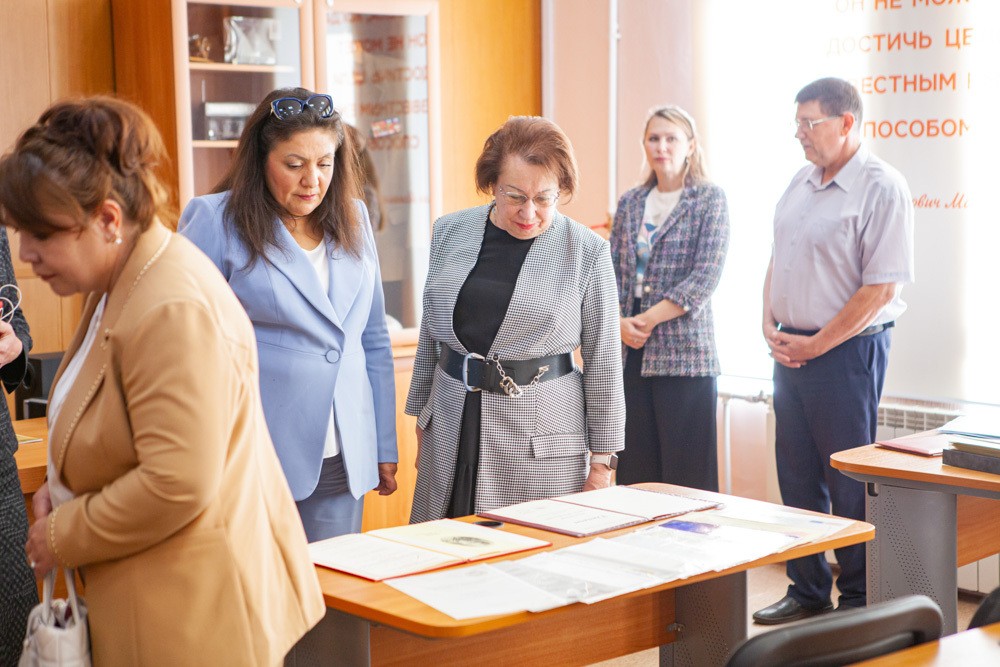 IX ������������ ������: ������� (����)