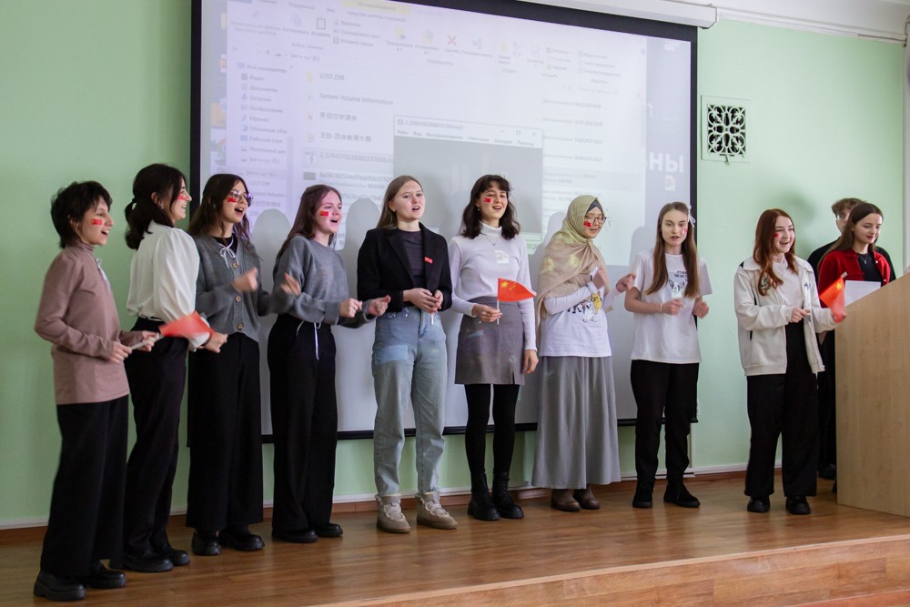 Отделение иностранных языков отмечает Китайский Новый год Отделение иностранных языков отмечает Китайский Новый год