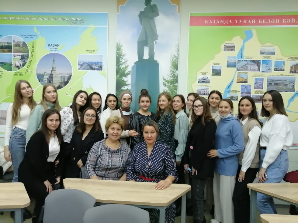 Лаеклы алмашлар үстерәбез Лаеклы алмашлар үстерәбез