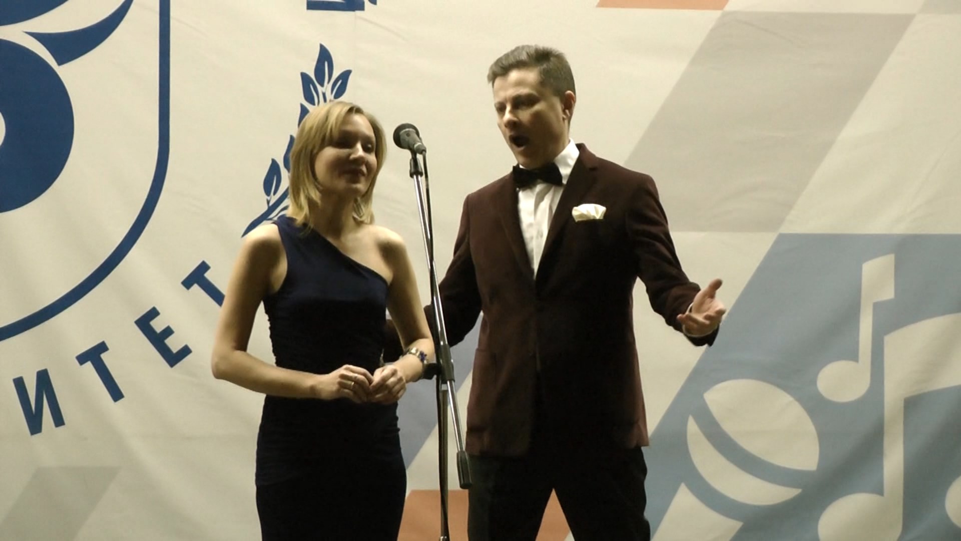 'Музыкальное колесо истории': состоялся лекторий, посвященный 215-летию Казанского университета 'Музыкальное колесо истории': состоялся лекторий, посвященный 215-летию Казанского университета