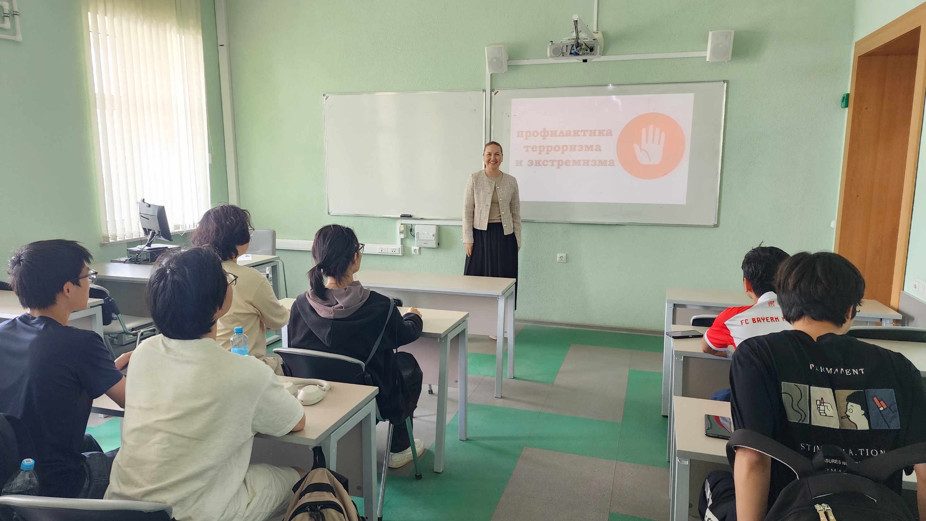 Профилактика экстремизма и терроризма ? важный разговор со студентами Профилактика экстремизма и терроризма ? важный разговор со студентами