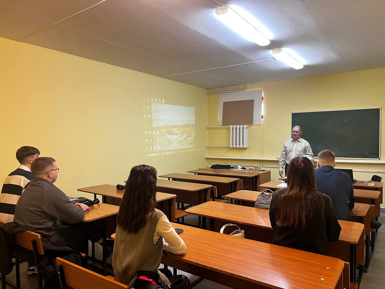 � 80-����� ������� ������