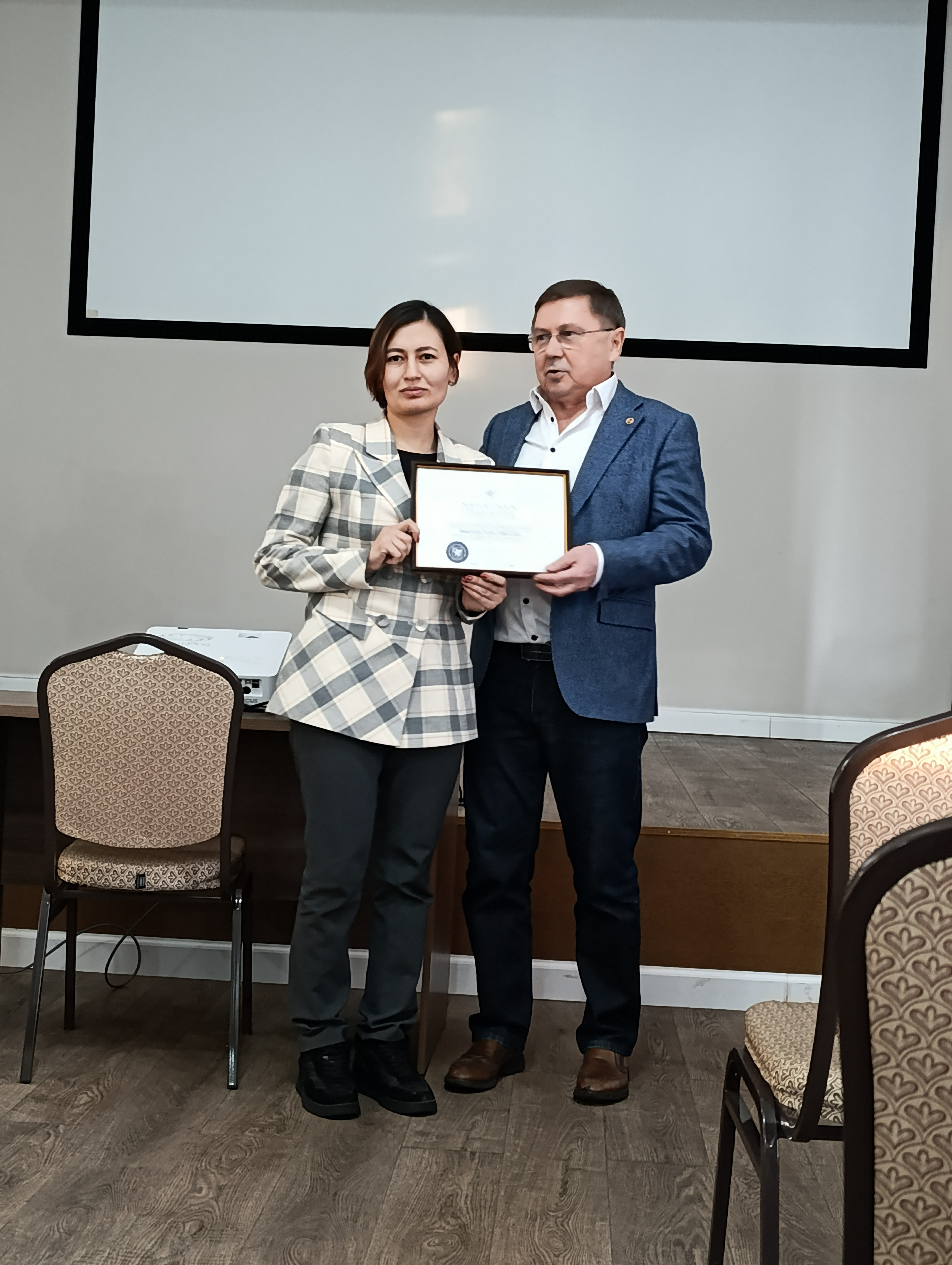 Торжественная церемония вручения наград сотрудникам кафедры биохимии, биотехнологии и фармакологии, НИЛ Биомедицинские технологии, НИЛ Трансляционная онкология, НИЛ Биомаркер, а также аспирантам нашей кафедры Торжественная церемония вручения наград сотрудникам кафедры биохимии, биотехнологии и фармакологии, НИЛ Биомедицинские технологии, НИЛ Трансляционная онкология, НИЛ Биомаркер, а также аспирантам нашей кафедры