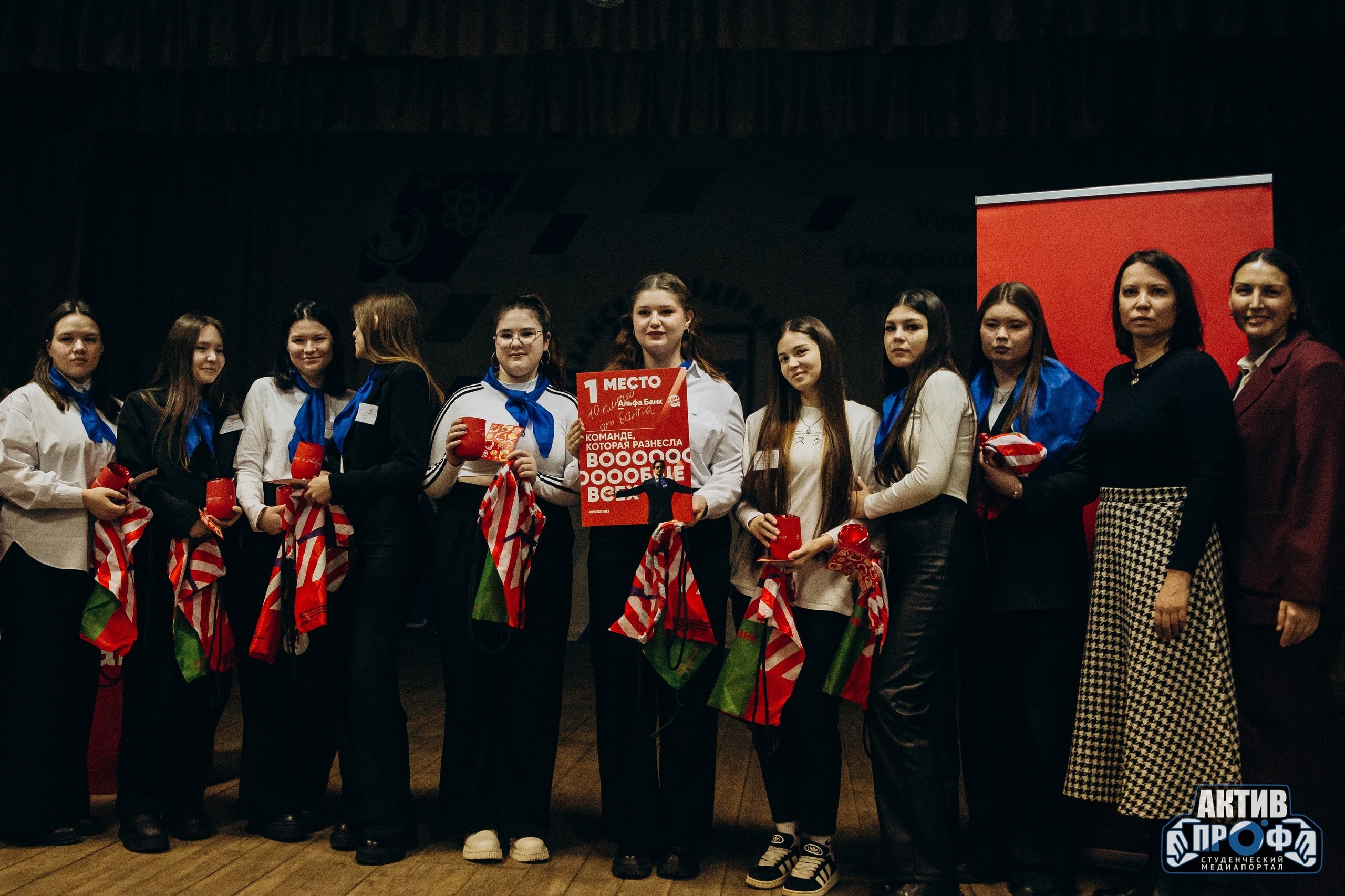 �����-����