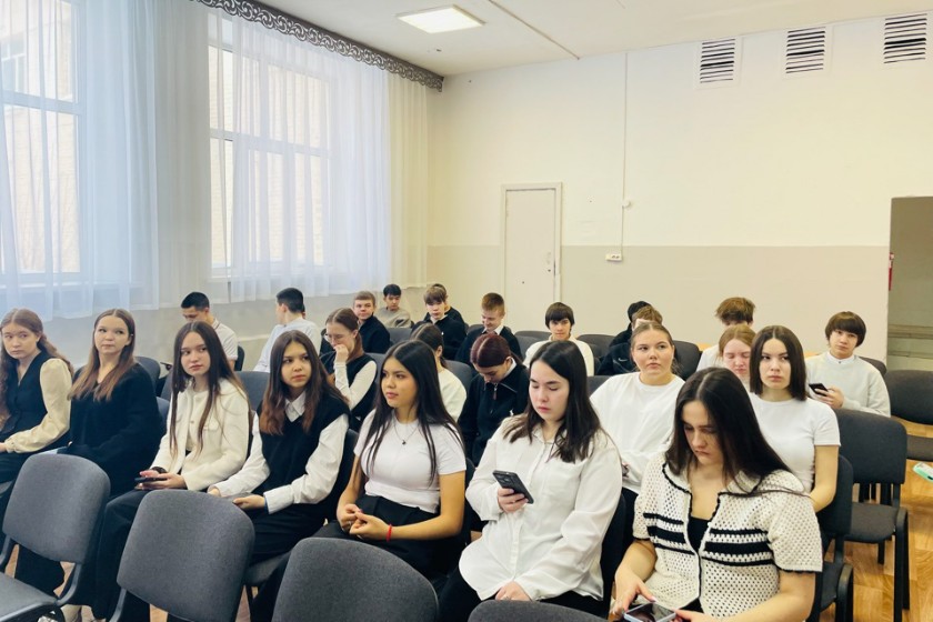 Профориентационная работа продолжается Профориентационная работа продолжается