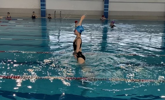 Предновогодний турнир по синхронному плаванию среди студентов третьекурсников ИФМиБ Предновогодний турнир по синхронному плаванию среди студентов третьекурсников ИФМиБ