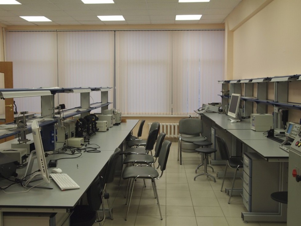 УЛ 'Общий физический практикум по физике конденсированных сред' УЛ 'Общий физический практикум по физике конденсированных сред'