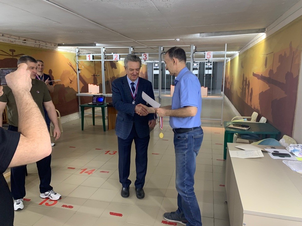 ���������� ������, ����������� 220-����� ���