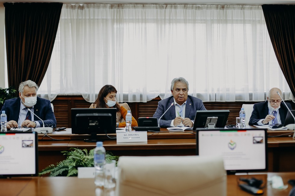 XI ������������� ����� '����� � ���������������� ����' ��������� � ���