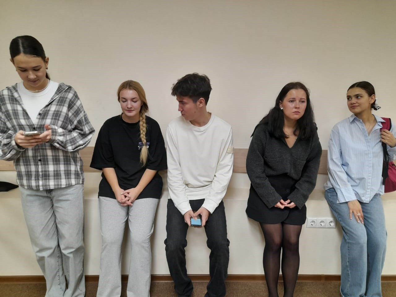 Студенческий театр ИПО 'ТРИУМФ' готовится к выступлению на Конкурсе Студенческий театр ИПО 'ТРИУМФ' готовится к выступлению на Конкурсе