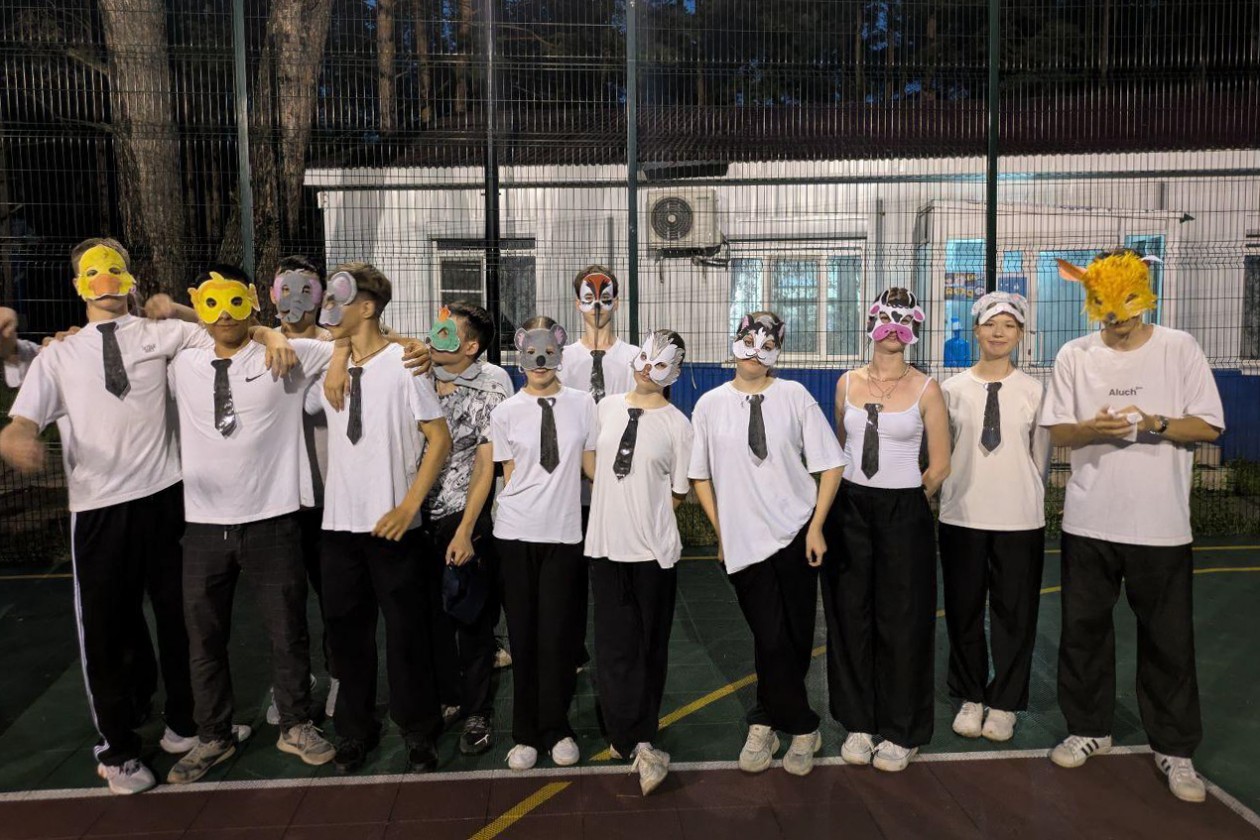 Летняя физико-математическая школа стартовала в 'Буревестнике' Летняя физико-математическая школа стартовала в 'Буревестнике'